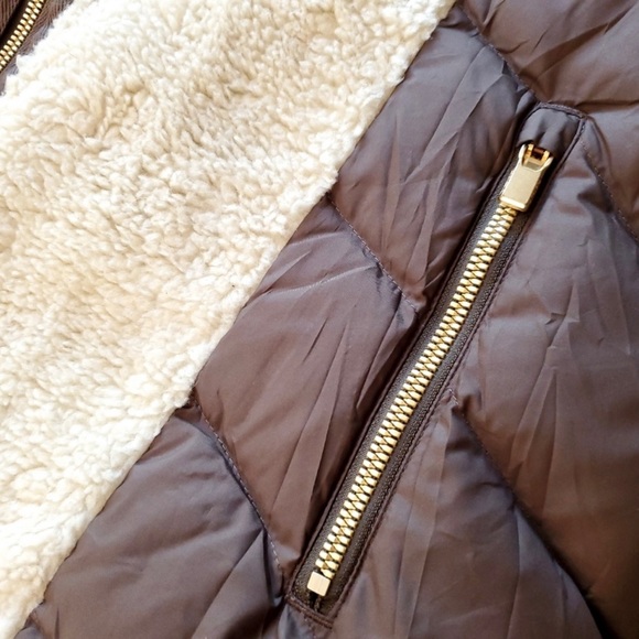 Athleta responsible down vest Medium - Picture 5 of 9